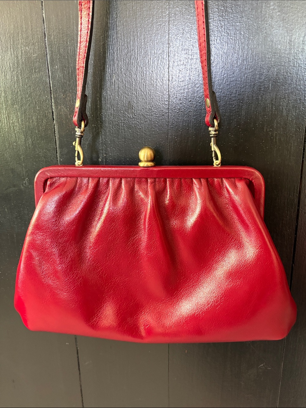 ❤️ Patricia Nash Leather Clutch Bag in Ruby Red - Picture 7 of 15